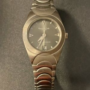 Kenneth Cole - Used Women’s Watch. Dead battery.